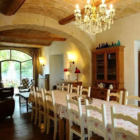 Domaine De Gallieres