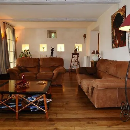 Domaine De Gallieres Bed & Breakfast *